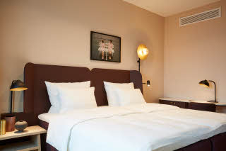 Family Four extra room bed Scandic München Macherei
