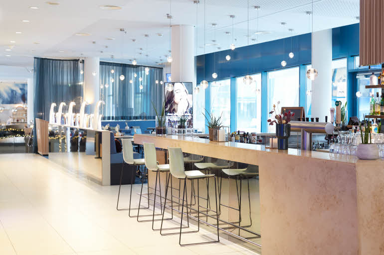 Bar overview Scandic Hamburg Emporio