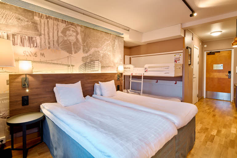 standard family room at scandic opalen in gothenburg