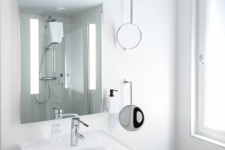 Bathroom in Room Superior King Scandic Uplandia