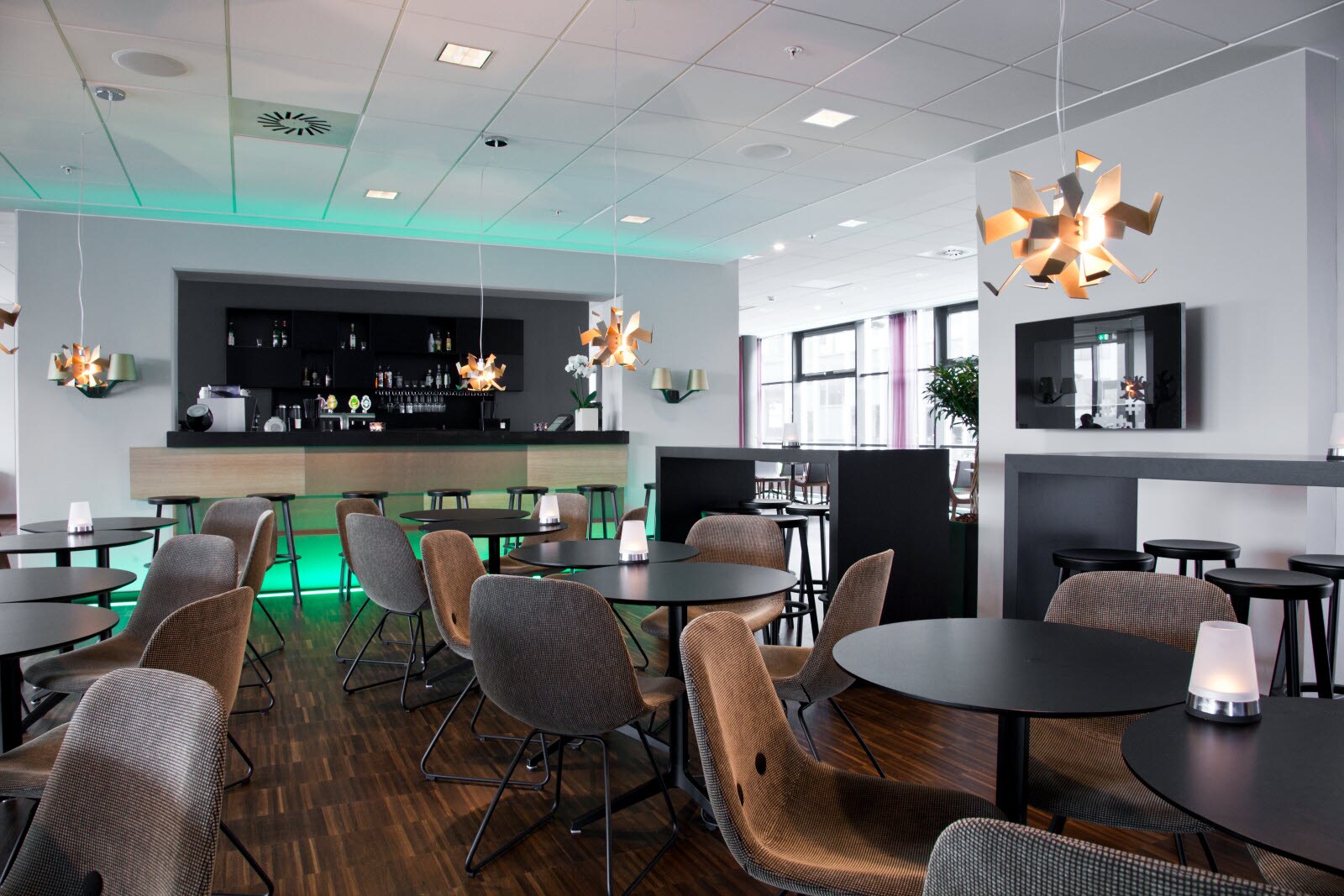 Restaurant & bar på scandic sydhavnen i københavn