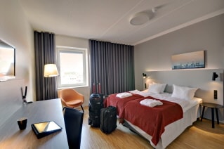 Book et værelse på hotellet, når du holder fest hos os